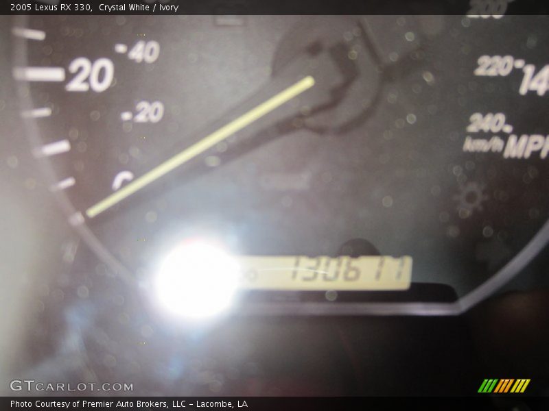 Crystal White / Ivory 2005 Lexus RX 330