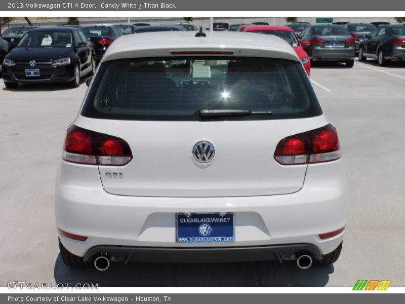 Candy White / Titan Black 2013 Volkswagen GTI 4 Door