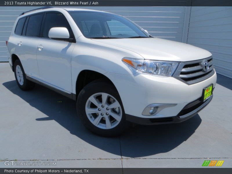 Blizzard White Pearl / Ash 2013 Toyota Highlander V6