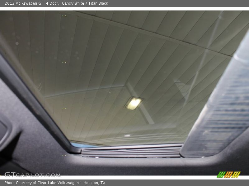 Candy White / Titan Black 2013 Volkswagen GTI 4 Door