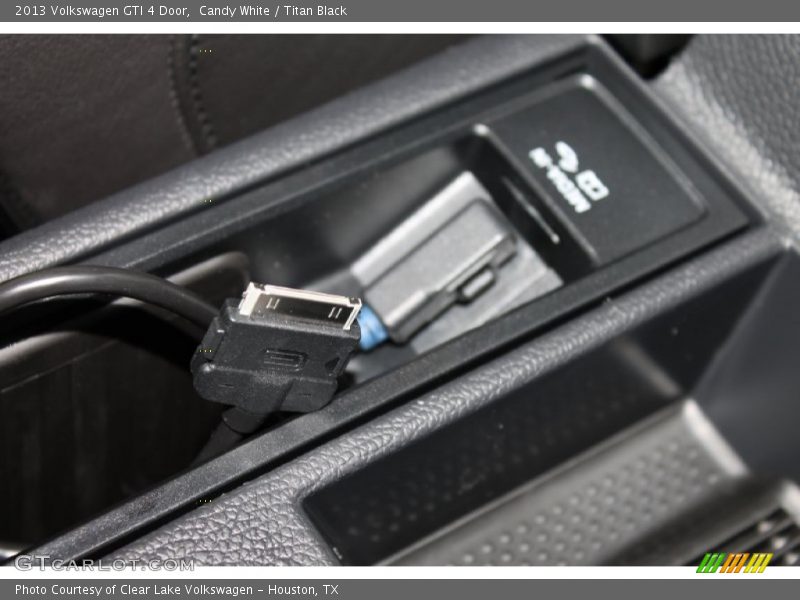 Candy White / Titan Black 2013 Volkswagen GTI 4 Door