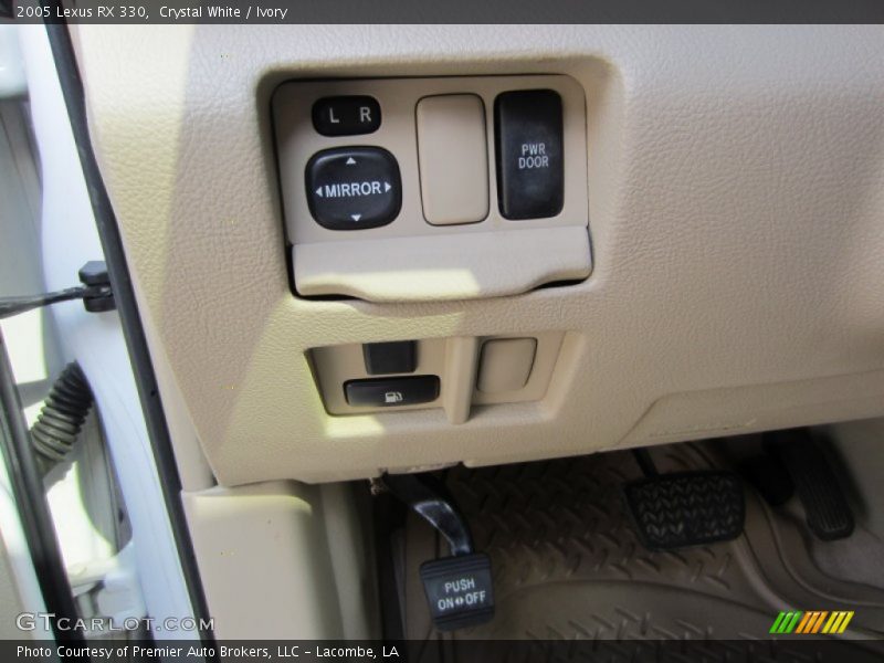 Crystal White / Ivory 2005 Lexus RX 330