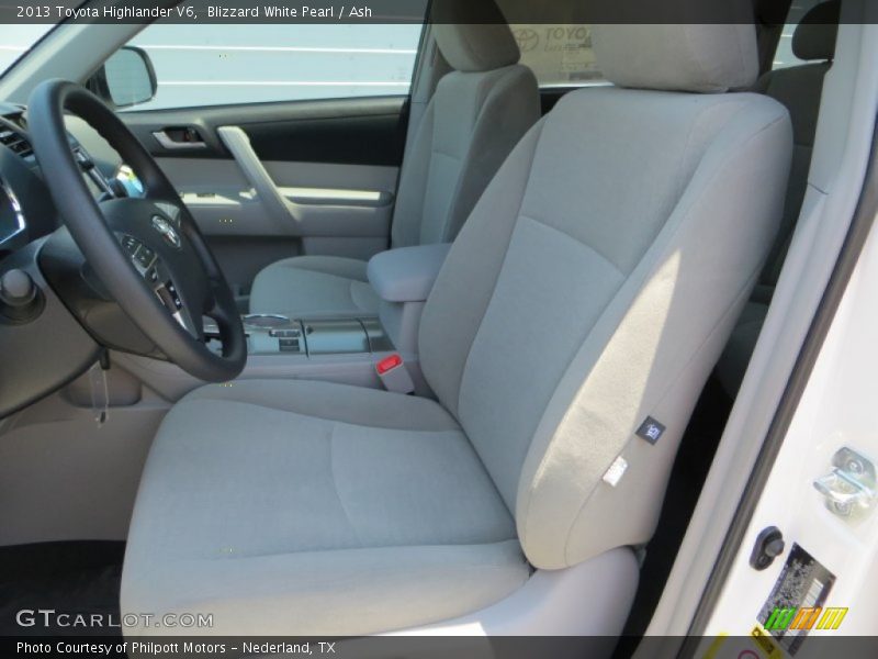 Blizzard White Pearl / Ash 2013 Toyota Highlander V6
