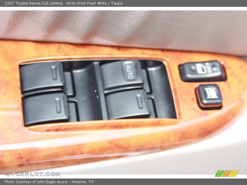 Arctic Frost Pearl White / Taupe 2007 Toyota Sienna XLE Limited