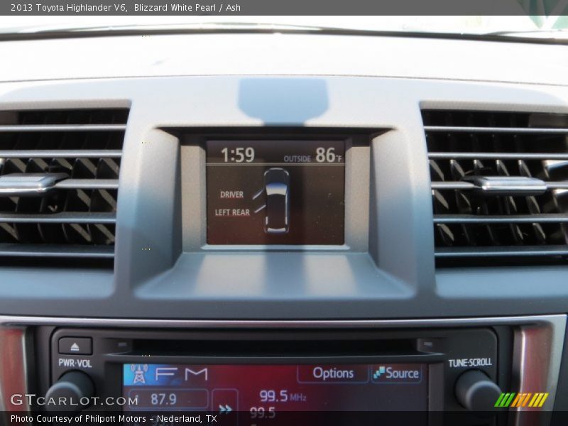 Blizzard White Pearl / Ash 2013 Toyota Highlander V6