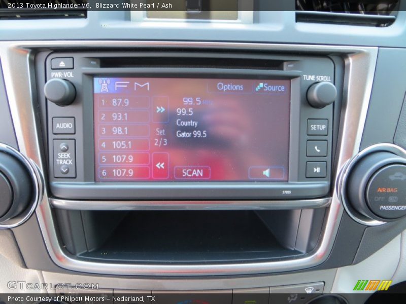 Blizzard White Pearl / Ash 2013 Toyota Highlander V6