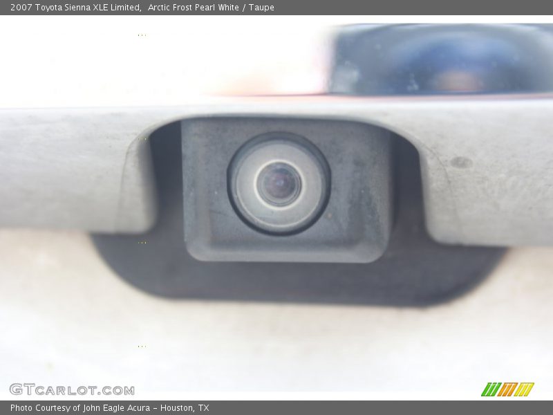 Arctic Frost Pearl White / Taupe 2007 Toyota Sienna XLE Limited