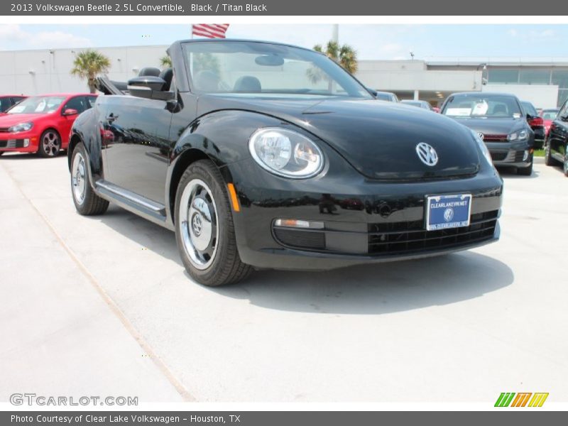 Black / Titan Black 2013 Volkswagen Beetle 2.5L Convertible