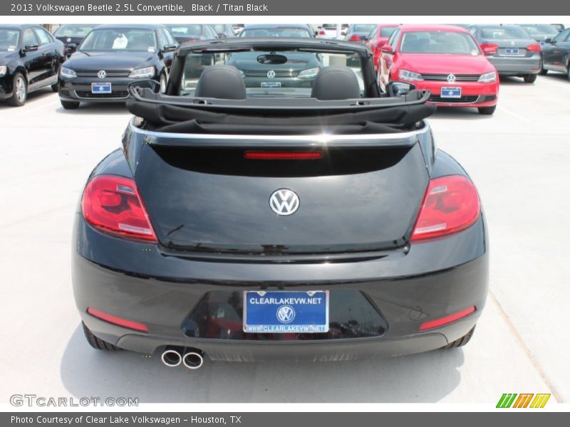 Black / Titan Black 2013 Volkswagen Beetle 2.5L Convertible