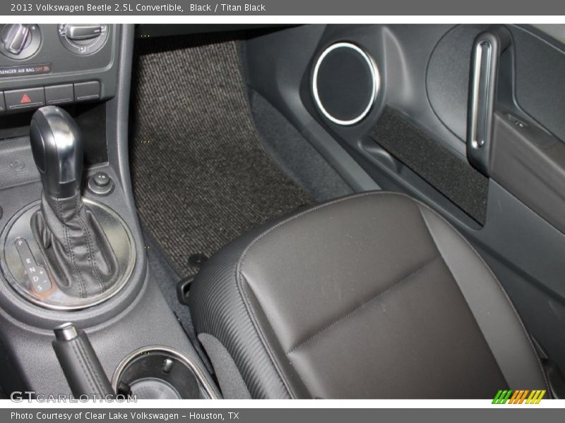 Black / Titan Black 2013 Volkswagen Beetle 2.5L Convertible