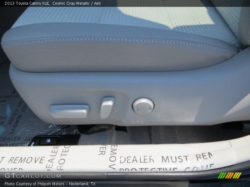 Cosmic Gray Metallic / Ash 2013 Toyota Camry XLE