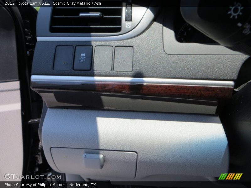 Cosmic Gray Metallic / Ash 2013 Toyota Camry XLE