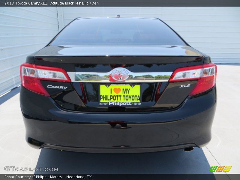 Attitude Black Metallic / Ash 2013 Toyota Camry XLE