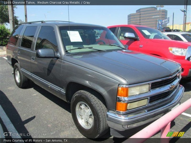 Medium Charcoal Gray Metallic / Gray 1999 Chevrolet Tahoe