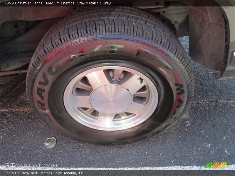 Medium Charcoal Gray Metallic / Gray 1999 Chevrolet Tahoe