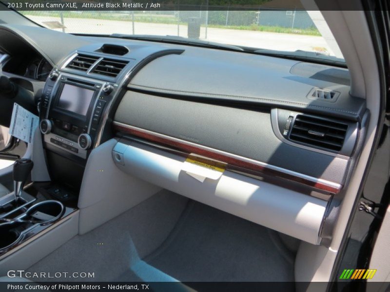 Attitude Black Metallic / Ash 2013 Toyota Camry XLE