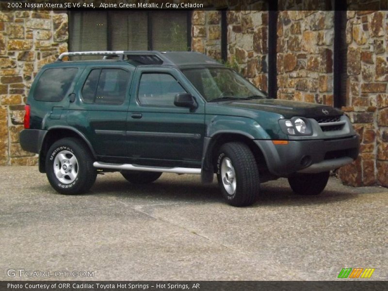 Alpine Green Metallic / Gray Celadon 2002 Nissan Xterra SE V6 4x4