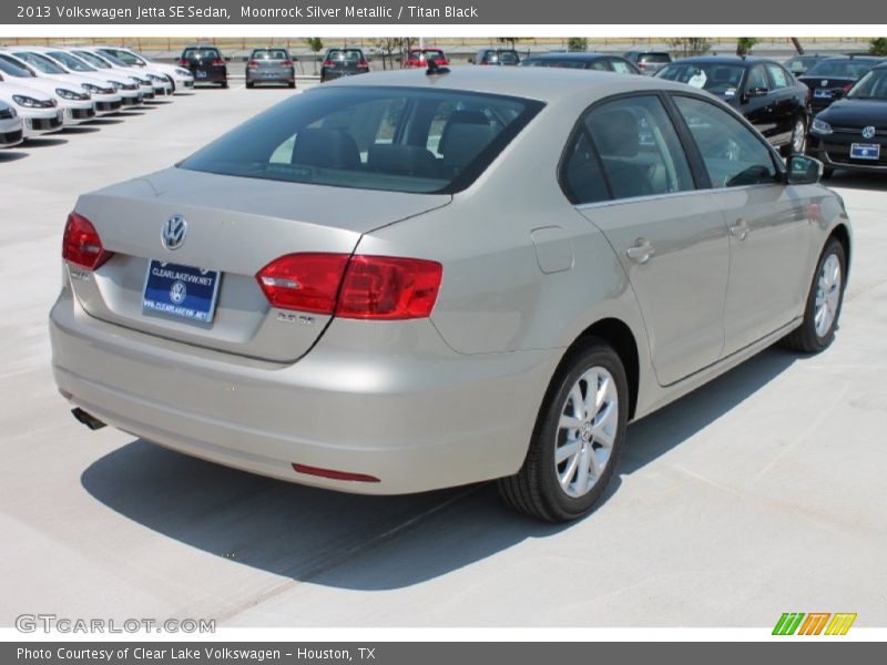 Moonrock Silver Metallic / Titan Black 2013 Volkswagen Jetta SE Sedan