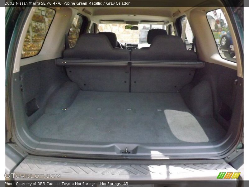 Alpine Green Metallic / Gray Celadon 2002 Nissan Xterra SE V6 4x4