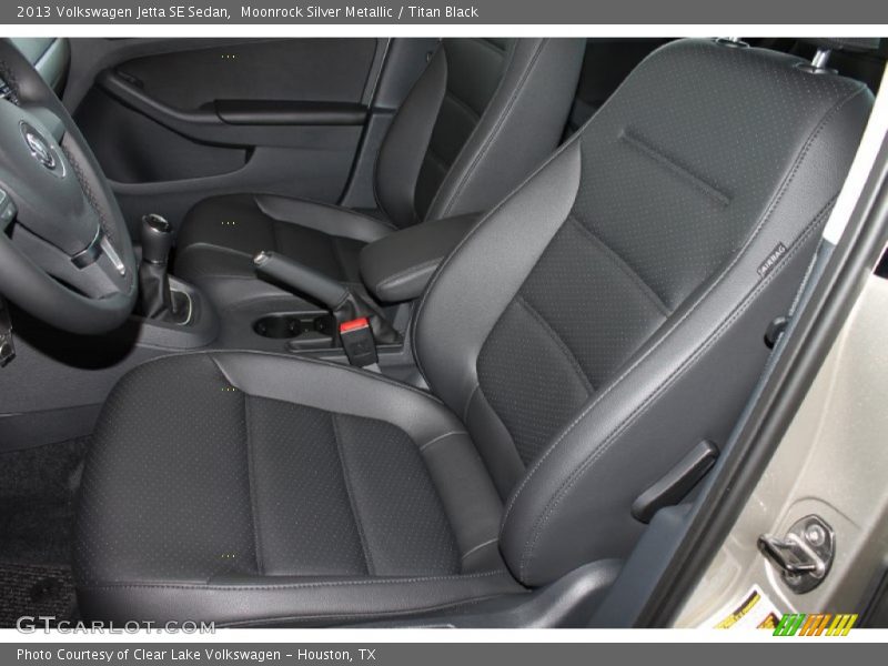 Moonrock Silver Metallic / Titan Black 2013 Volkswagen Jetta SE Sedan