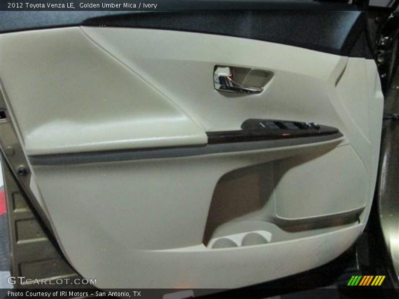 Golden Umber Mica / Ivory 2012 Toyota Venza LE
