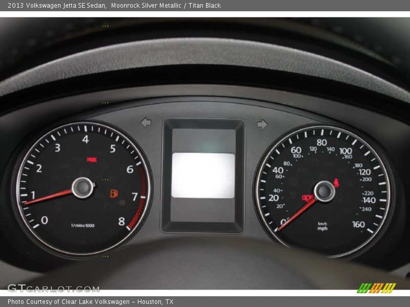 Moonrock Silver Metallic / Titan Black 2013 Volkswagen Jetta SE Sedan