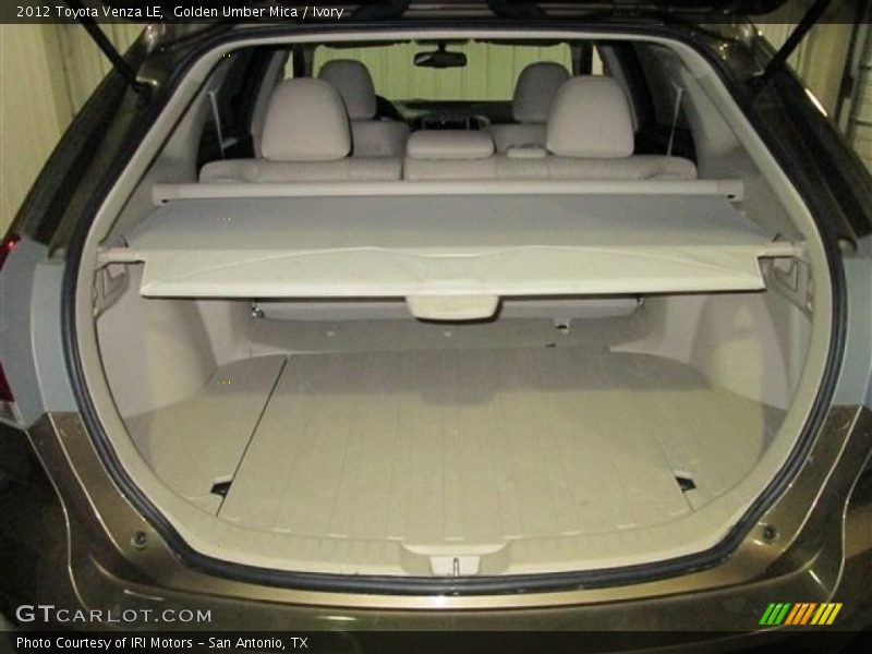 Golden Umber Mica / Ivory 2012 Toyota Venza LE