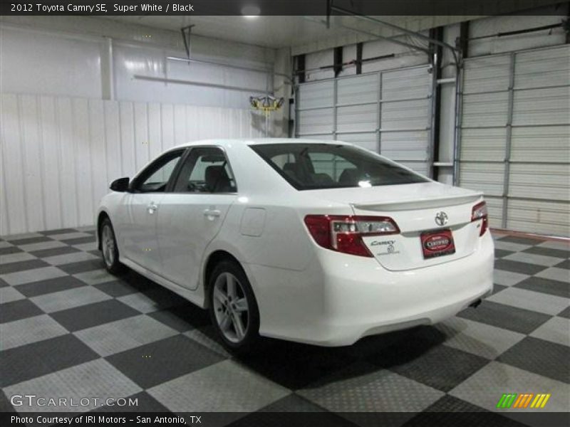 Super White / Black 2012 Toyota Camry SE