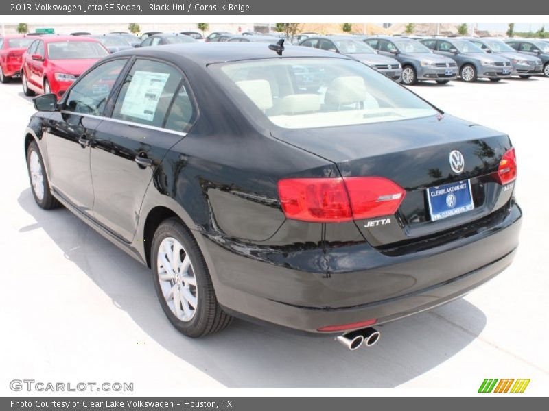 Black Uni / Cornsilk Beige 2013 Volkswagen Jetta SE Sedan