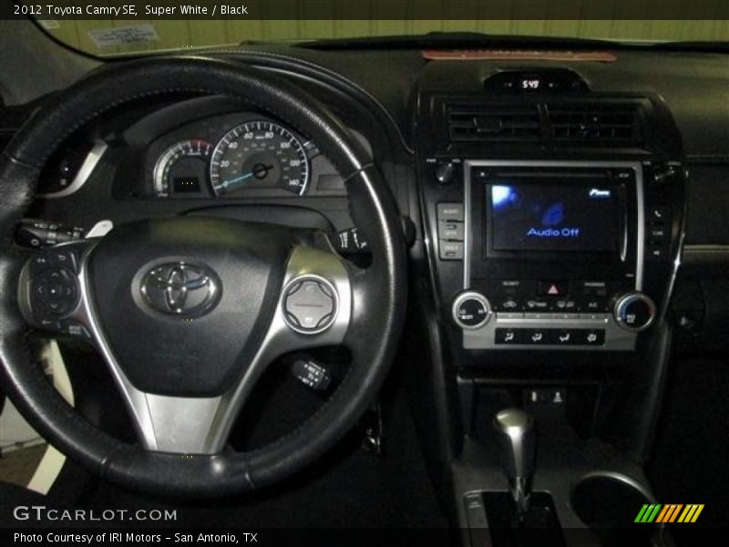 Super White / Black 2012 Toyota Camry SE