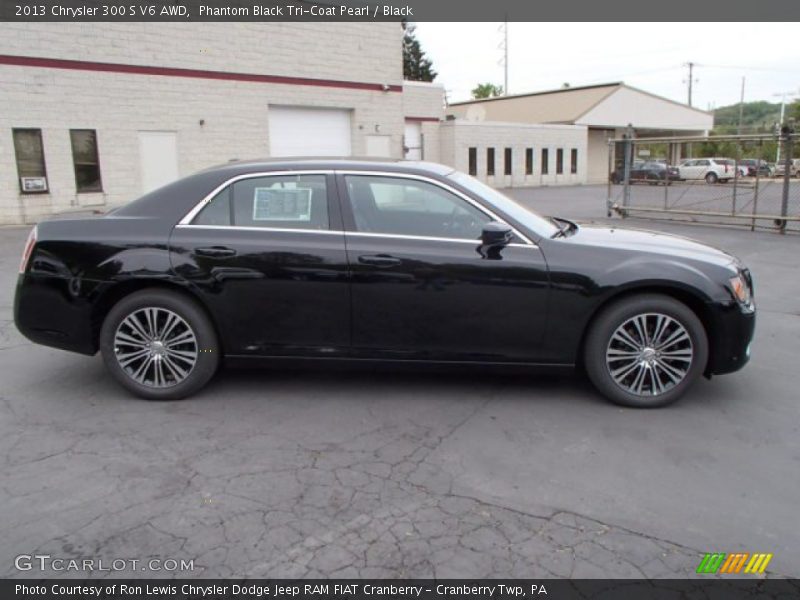  2013 300 S V6 AWD Phantom Black Tri-Coat Pearl