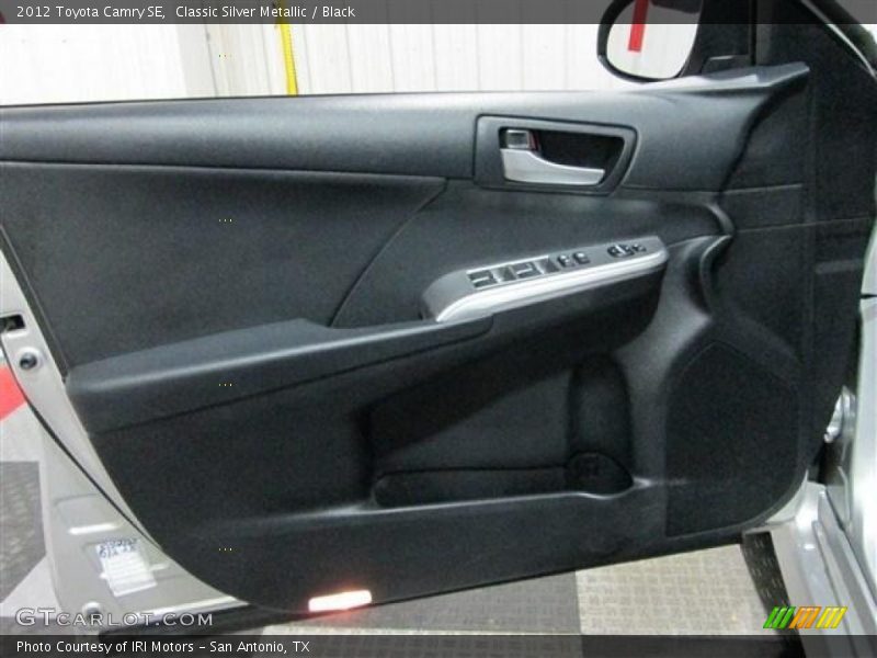 Classic Silver Metallic / Black 2012 Toyota Camry SE