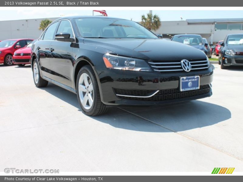 Black / Titan Black 2013 Volkswagen Passat 2.5L SE