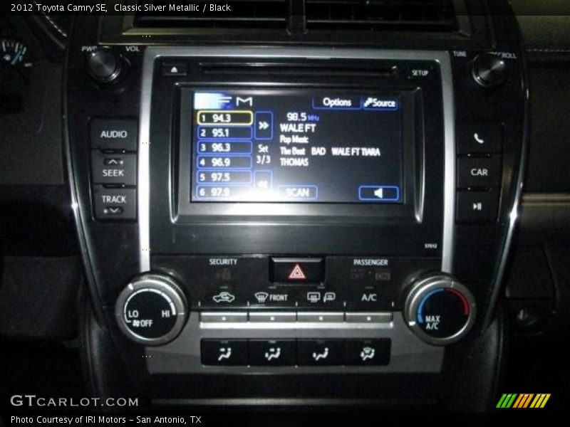 Classic Silver Metallic / Black 2012 Toyota Camry SE