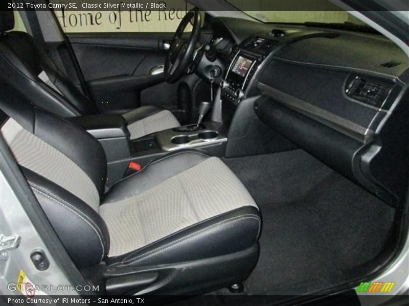 Classic Silver Metallic / Black 2012 Toyota Camry SE