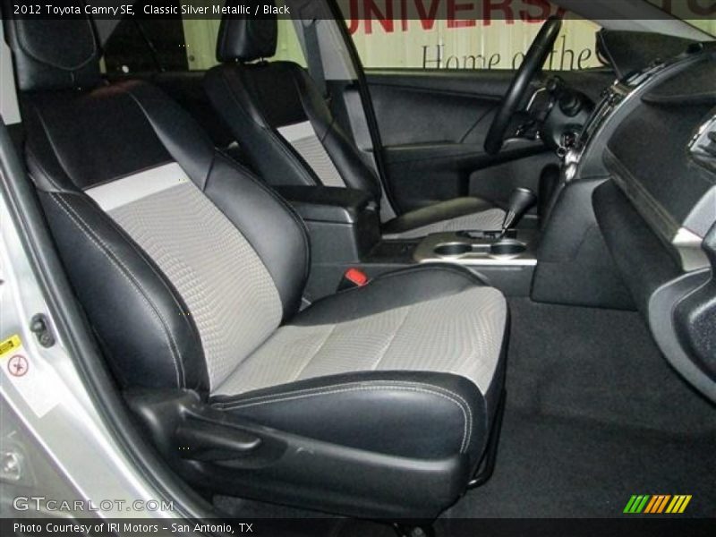 Classic Silver Metallic / Black 2012 Toyota Camry SE