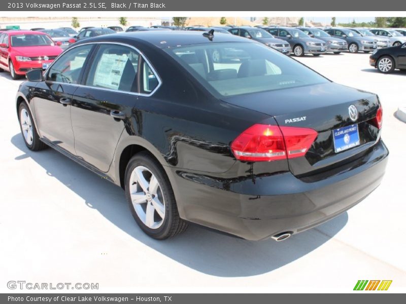 Black / Titan Black 2013 Volkswagen Passat 2.5L SE