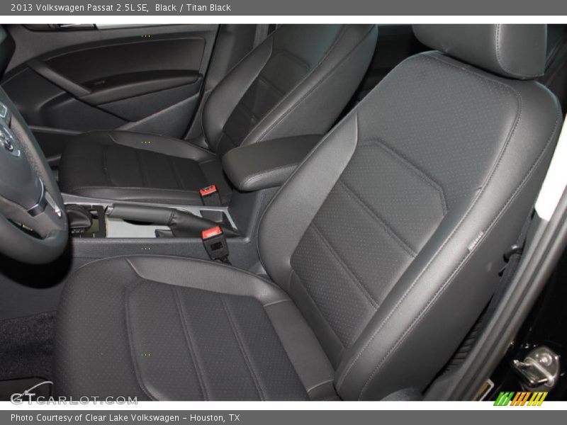 Black / Titan Black 2013 Volkswagen Passat 2.5L SE