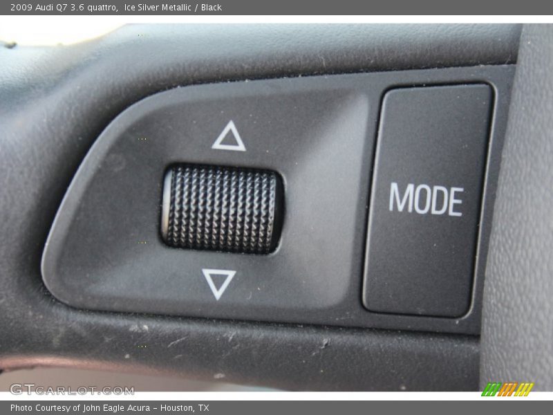 Ice Silver Metallic / Black 2009 Audi Q7 3.6 quattro