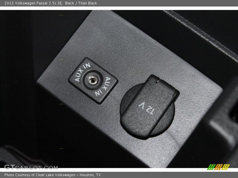 Black / Titan Black 2013 Volkswagen Passat 2.5L SE