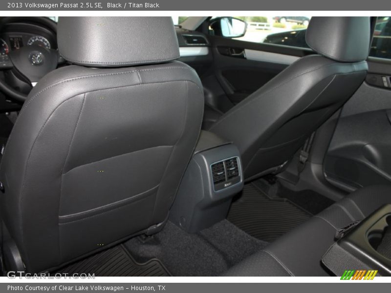 Black / Titan Black 2013 Volkswagen Passat 2.5L SE