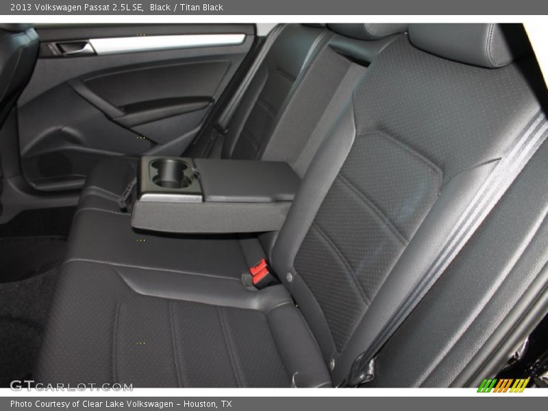 Black / Titan Black 2013 Volkswagen Passat 2.5L SE