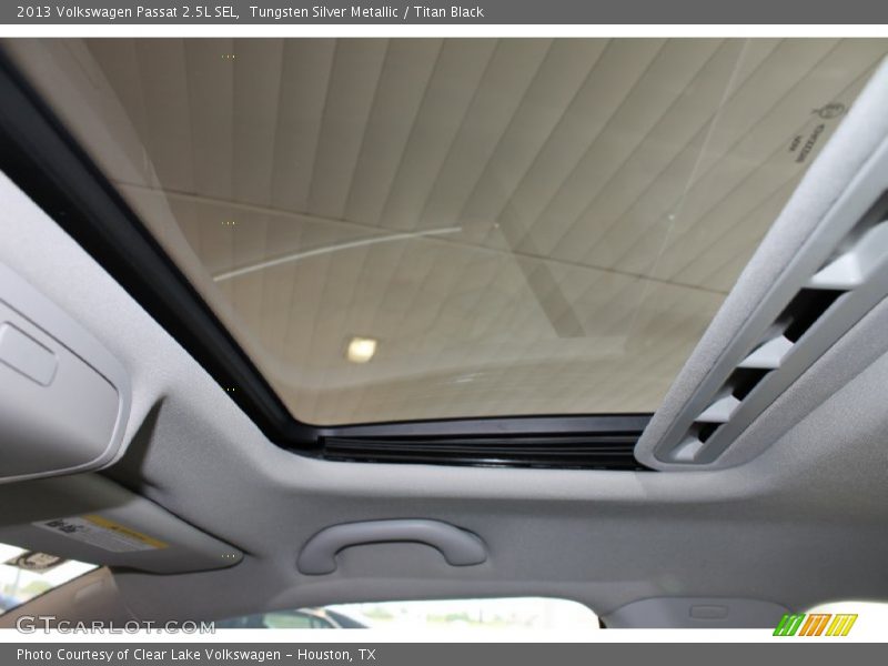 Tungsten Silver Metallic / Titan Black 2013 Volkswagen Passat 2.5L SEL