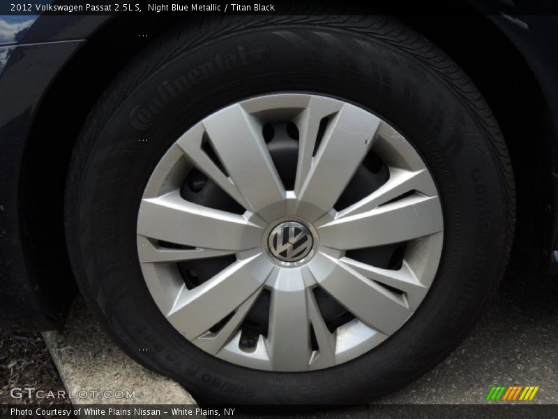 Night Blue Metallic / Titan Black 2012 Volkswagen Passat 2.5L S