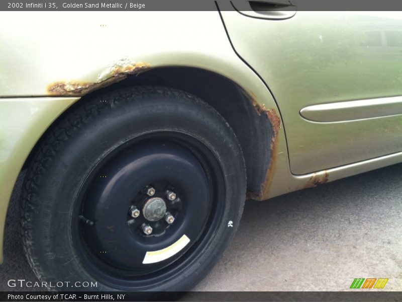 Golden Sand Metallic / Beige 2002 Infiniti I 35