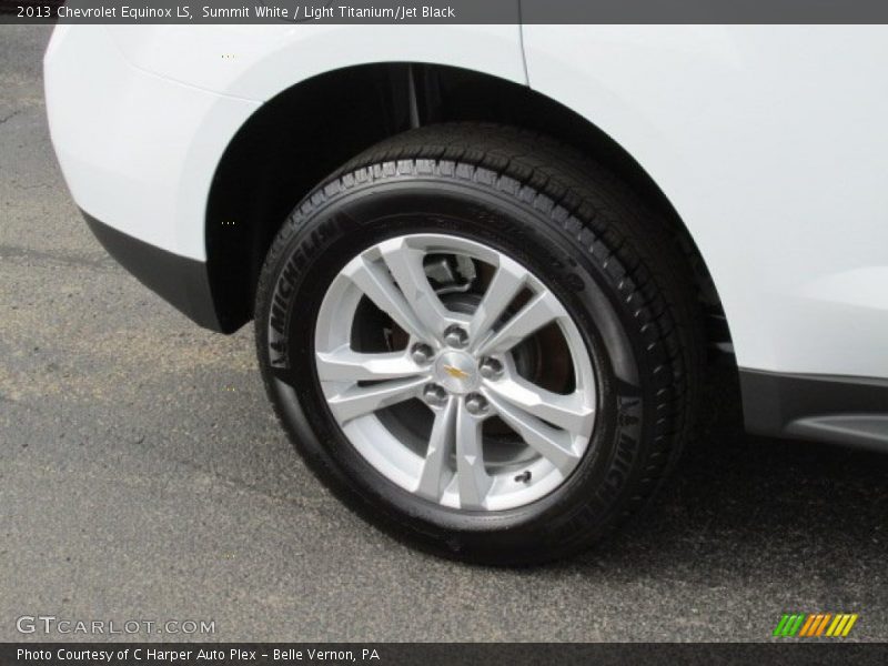 Summit White / Light Titanium/Jet Black 2013 Chevrolet Equinox LS