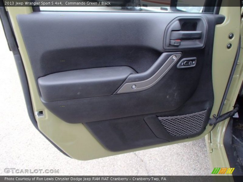 Commando Green / Black 2013 Jeep Wrangler Sport S 4x4