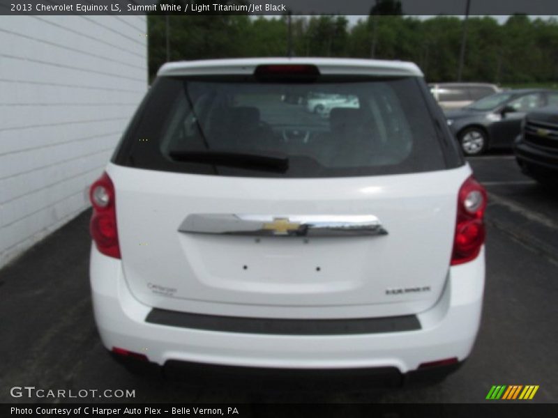 Summit White / Light Titanium/Jet Black 2013 Chevrolet Equinox LS