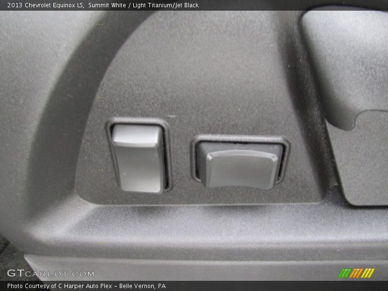 Summit White / Light Titanium/Jet Black 2013 Chevrolet Equinox LS