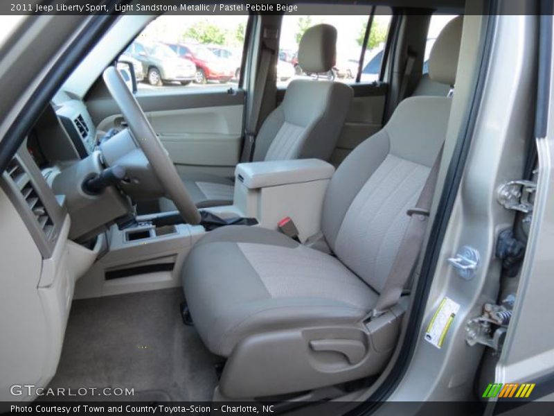Front Seat of 2011 Liberty Sport